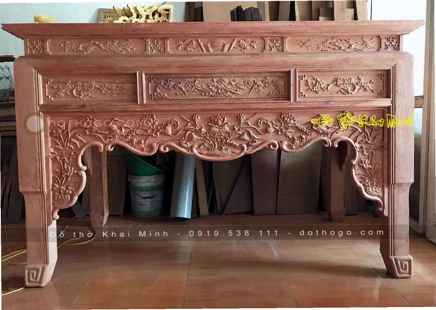 Bàn thờ Sen Hạc gỗ Hương đẹp và tinh xảo