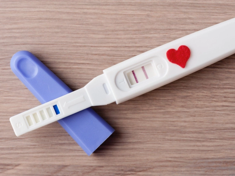 Các Dấu Hiệu Mang Thai Sớm Nhận Biết Tại Nhà