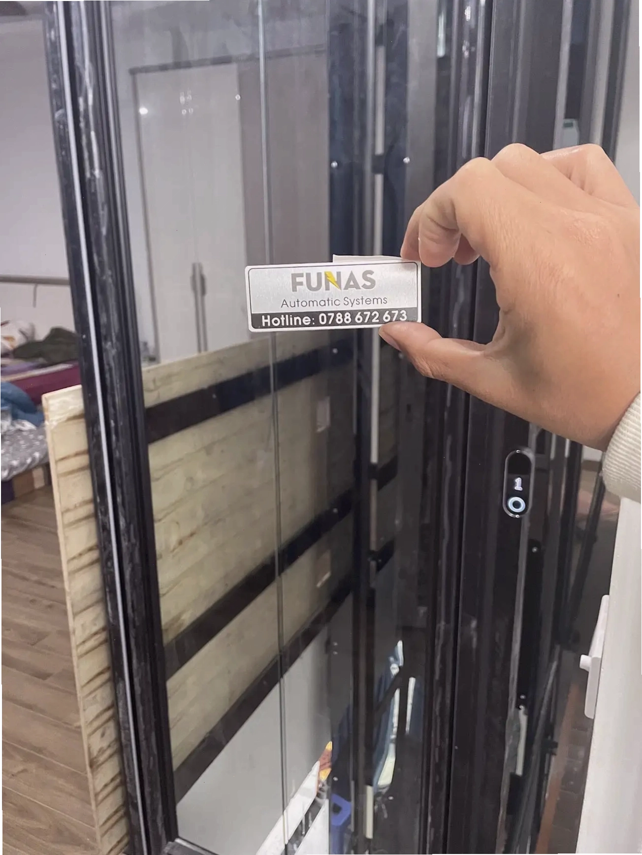 Các tính năng an toàn trên thang máy gia đình 200kg