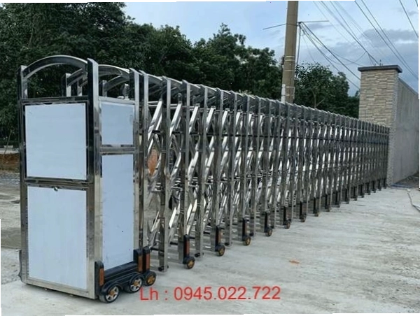 Cổng xếp đẹp, tiết kiệm không gian, giải pháp tối ưu cho lối đi hẹp