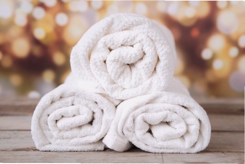 Giữ vệ sinh cơ thể sạch sẽ để phòng ngừa mụn nấm men