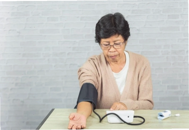 Hình ảnh minh họa tầm quan trọng của chăm sóc sức khỏe phòng ngừa tăng huyết áp