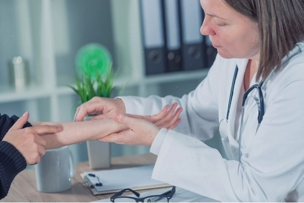 Hộp phấn rôm trẻ em với thiết kế ngộ nghĩnh, bắt mắt