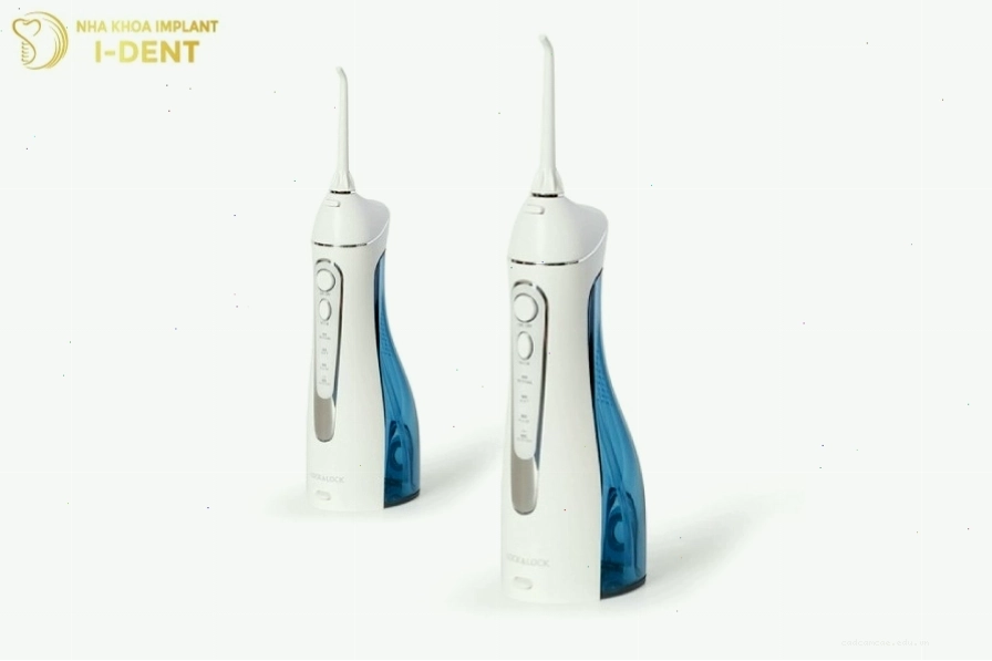 Máy tăm nước Lock&Lock nhỏ gọn, tiện lợi mang theo