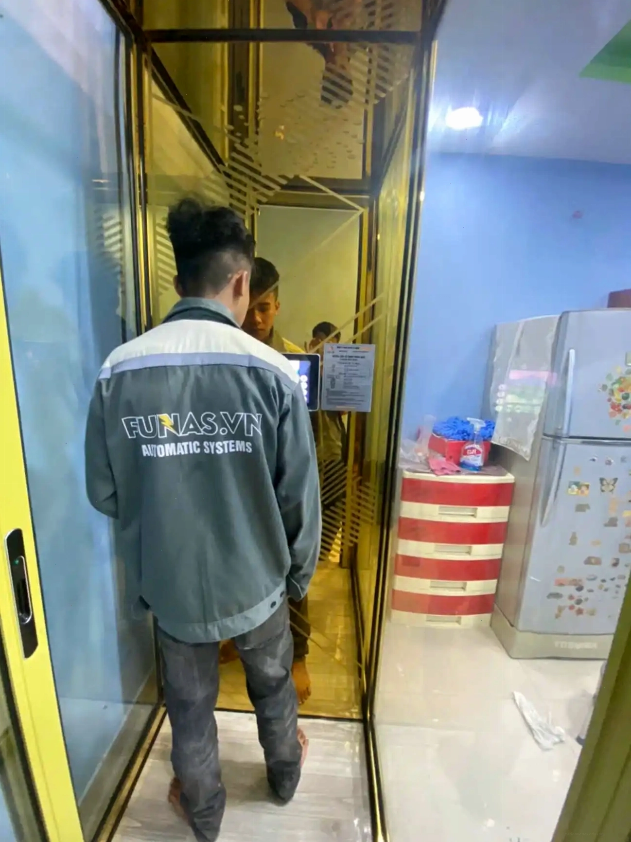 Minh họa các công nghệ vận hành khác nhau của thang máy gia đình 200kg