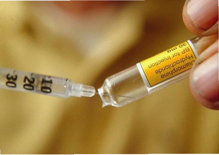 Morphine là một loại thuốc giảm đau mạnh thuộc nhóm opioid