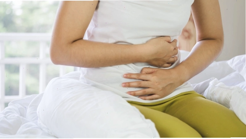 Người có hệ tiêu hóa hoạt động kém, dễ nặng bụng sau các bữa ăn lớn nên sử dụng men tiêu hóa