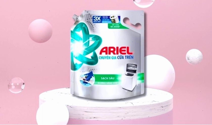 Nước giặt Ariel Sạch Sâu hương nắng mai túi 3.4 lít