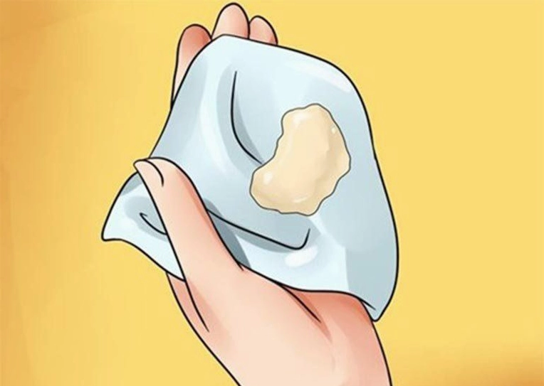 Phân biệt sản dịch hay và sản dịch bất thường sau sinh