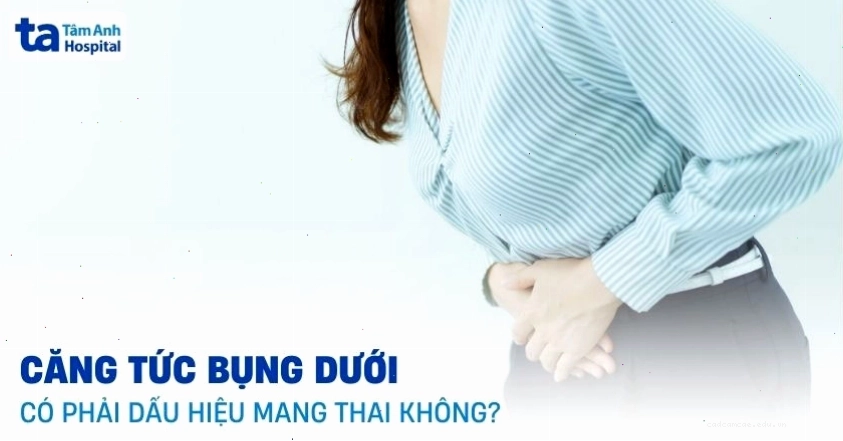 Phụ nữ ôm bụng dưới