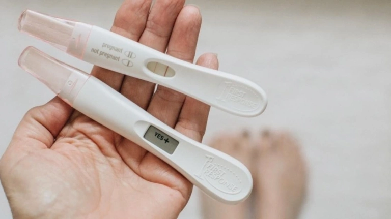 Que thử thai bao nhiêu tiền? Cập nhật giá mới nhất 2026