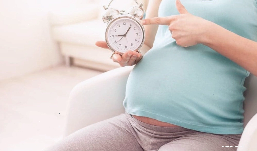Ra nước ối âm đạo là dấu hiệu chuyển dạ của mẹ bầu