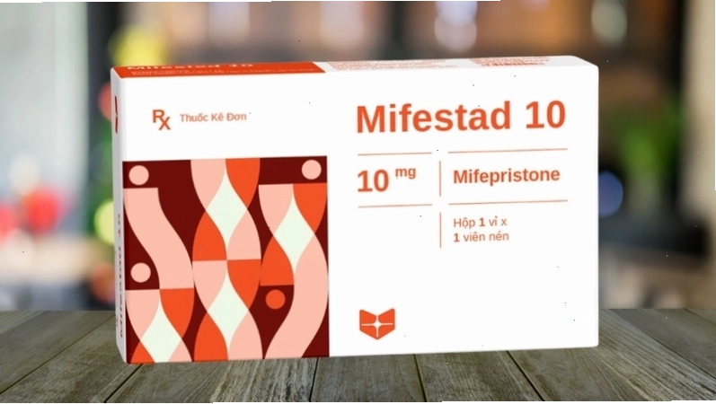 Sản phẩm Mifestad 10, một loại thuốc tránh thai khẩn cấp dạng viên