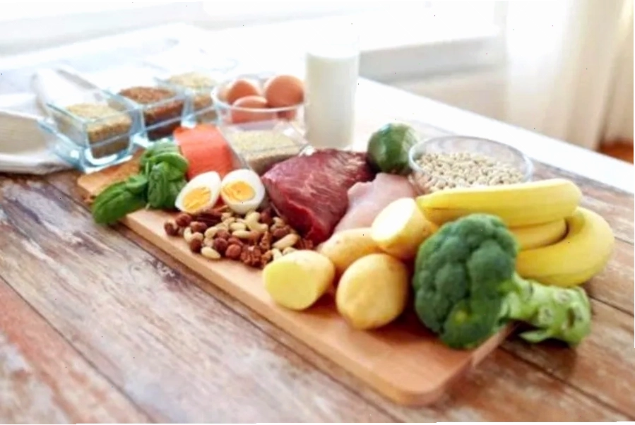 Sau khi chuyển phôi, bạn cần ăn uống đủ chất dinh dưỡng để tăng cơ hội thụ thai
