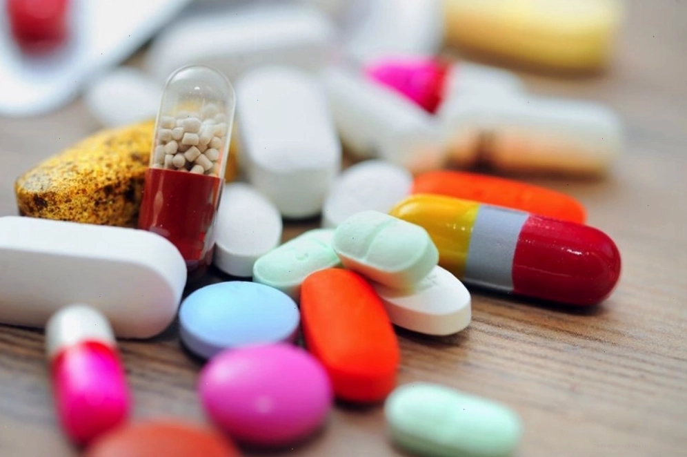 Trường hợp viêm phế quản cấp tính, người bệnh cần sử dụng thuốc để giảm triệu chứng